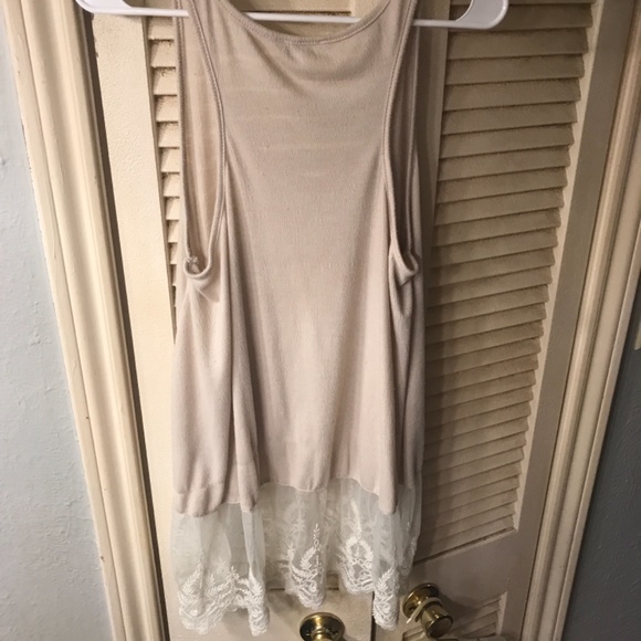 UmGee tunic out dress size small but fits medium easily - Picture 4 of 5